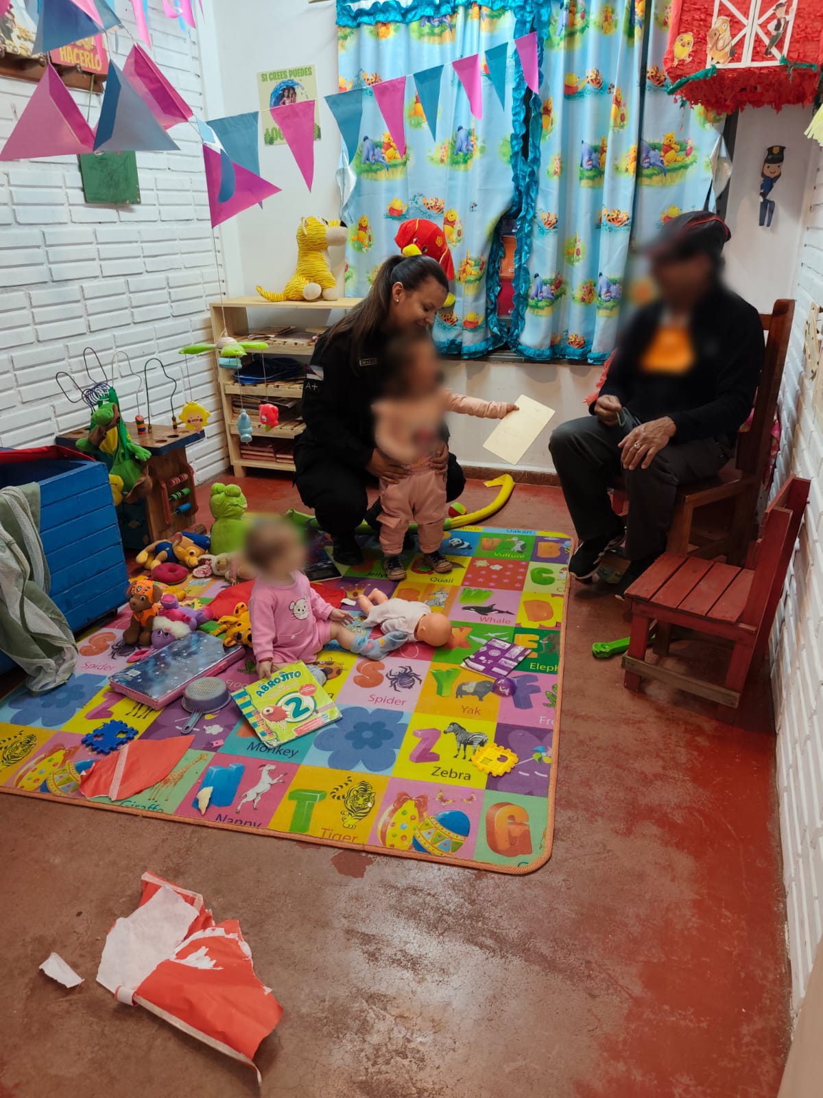 La Policía puso a resguardo a tres niñas en Posadas que estaban en estado de abandono La Policía puso a resguardo a tres niñas en Posadas que estaban en estado de abandono imagen-1