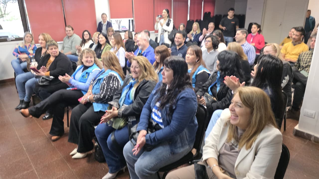 Misiones implementará el plan “Hora +” en 263 escuelas para fortalecer la lectoescritura de más de 4 mil estudiantes de tercer grado imagen-2