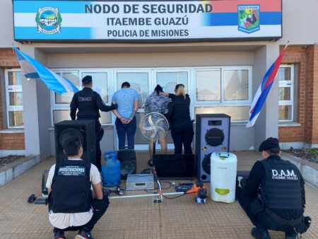 Desarticulan "narcokiosco" en Posadas: dos detenidos y secuestro de cocaína, dinero y objetos robados imagen-10