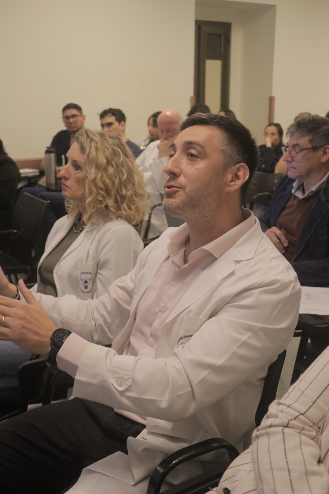 El Hospital Madariaga fortalece la formación de médicos residentes en debates multidisciplinarios imagen-2