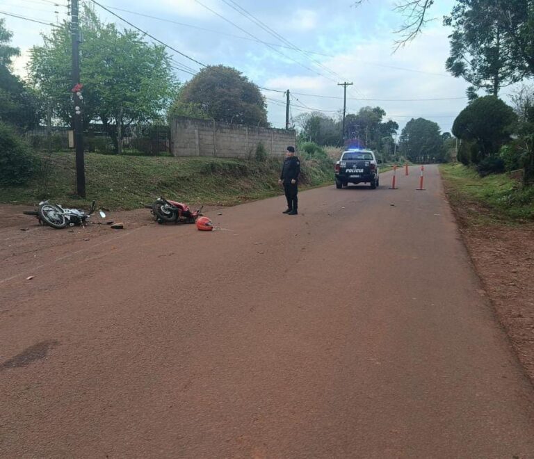 Montecarlo: un hombre murió y otro resultó gravemente herido tras un choque entre motos Montecarlo: un hombre murió y otro resultó gravemente herido tras un choque entre motos imagen-47