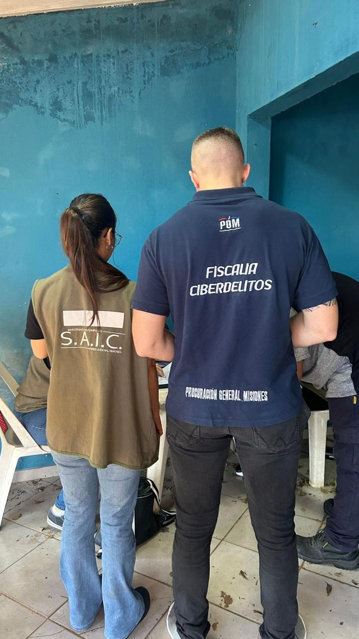 Detienen en Posadas a estudiante de Psicología en un operativo impulsado por la Fiscalía de Ciberdelitos por tráfico de material de abuso sexual infantil imagen-2