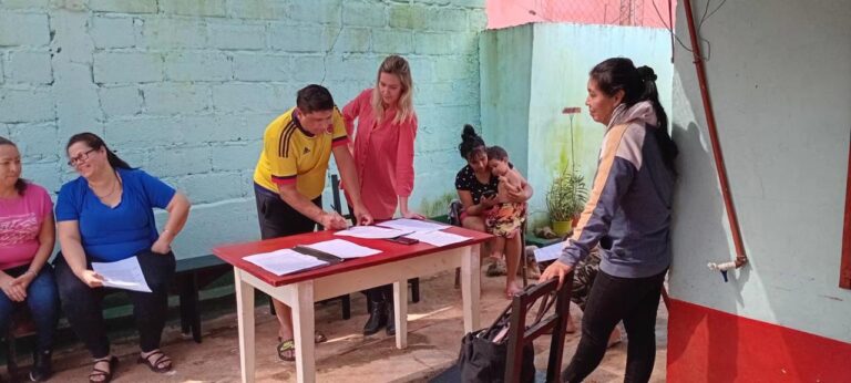 Eldorado: familias del barrio Bernín firmaron sus Boletos de Compraventa Eldorado: familias del barrio Bernín firmaron sus Boletos de Compraventa imagen-9