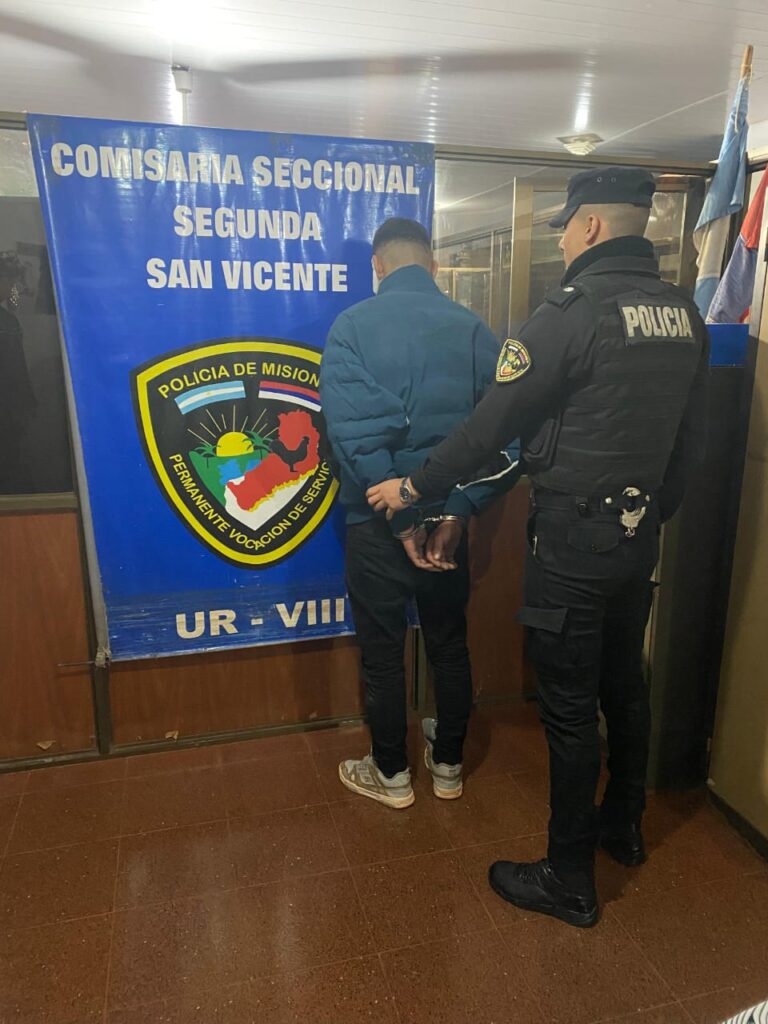 Con una billetera virtual trucha intentó estafar a dos comercios de San Vicente: Fue arrestado Con una billetera virtual trucha intentó estafar a dos comercios de San Vicente: Fue arrestado imagen-32