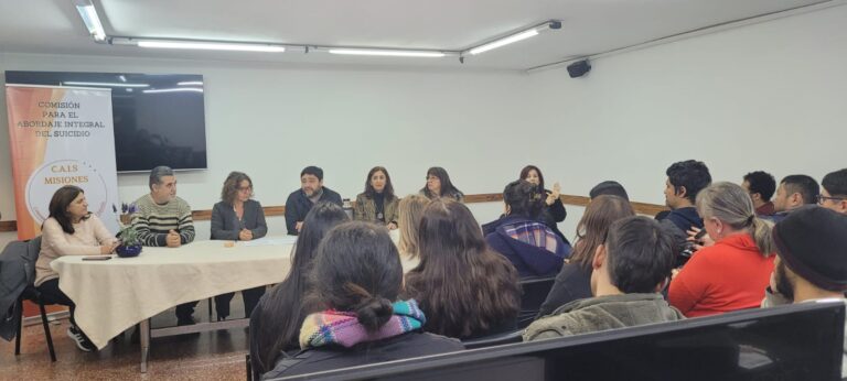 Comisión de Abordaje y Facultad de Humanidades firmaron Convenio de prevención del suicidio Comisión de Abordaje y Facultad de Humanidades firmaron Convenio de prevención del suicidio imagen-30