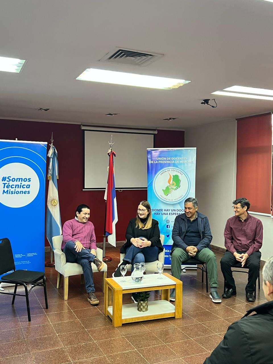 Misiones lanza una capacitación para docentes de Educación Técnica imagen-4