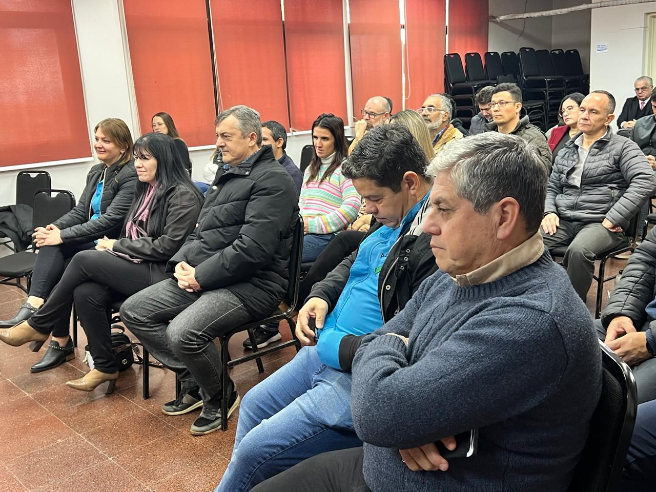 Misiones lanza una capacitación para docentes de Educación Técnica imagen-2