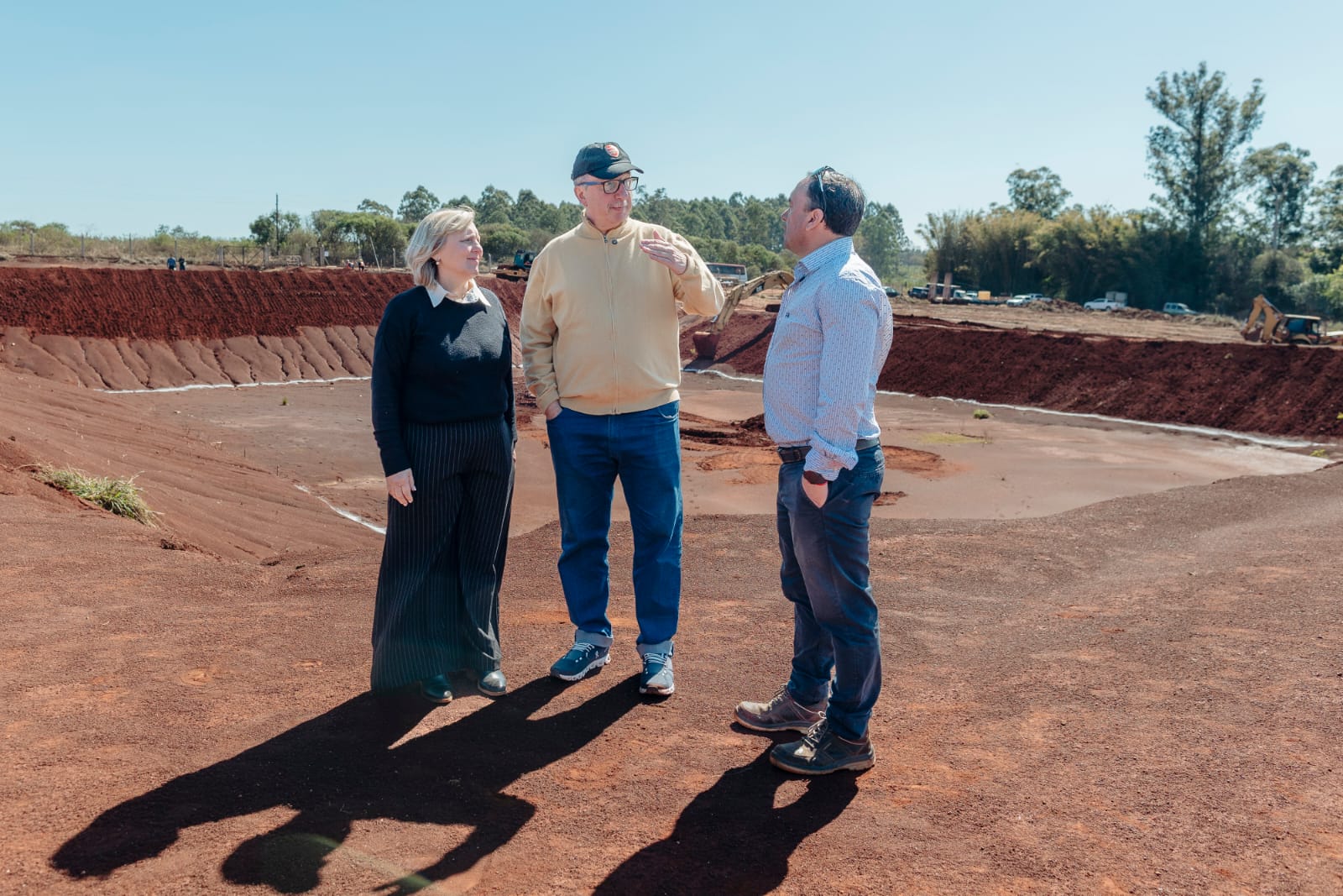 Passalacqua supervisó el avance de las obras del Plan Director de Cloacas en Apóstoles 7 Passalacqua supervisó el avance de las obras del Plan Director de Cloacas en Apóstoles imagen-6