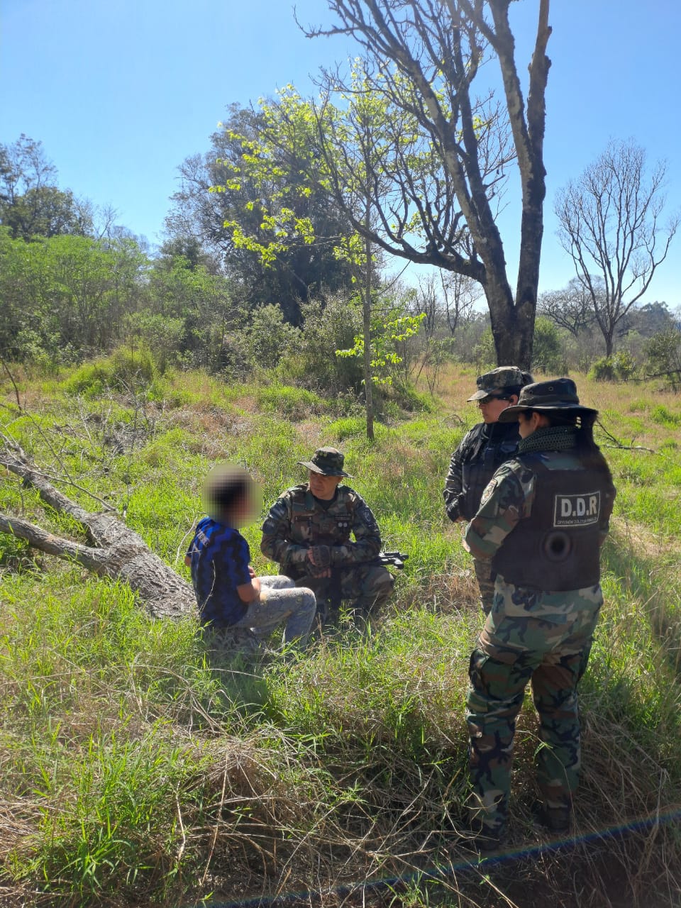 Rescataron a un niño desorientado en una zona de monte en El Alcázar 3 Rescataron a un niño desorientado en una zona de monte en El Alcázar imagen-2