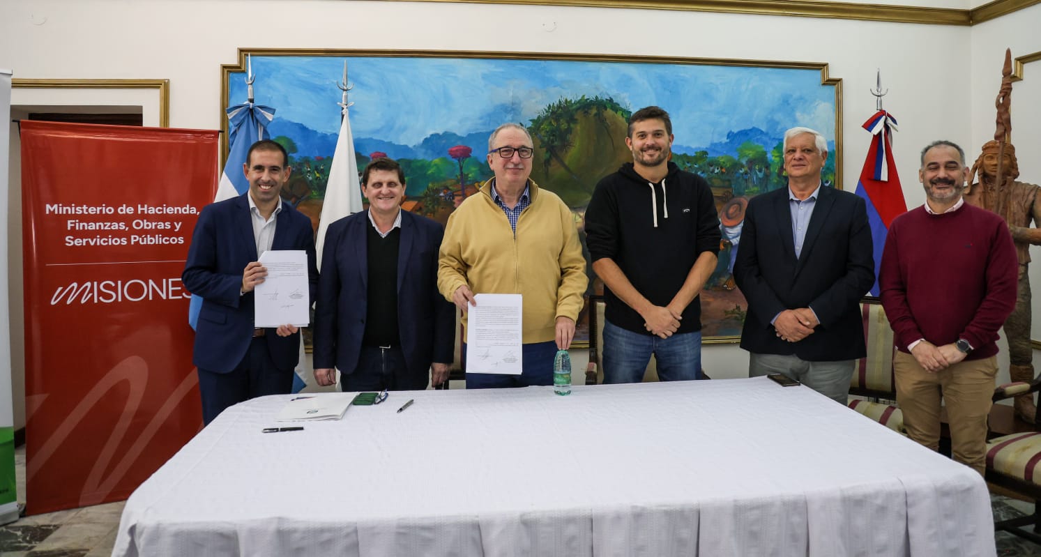 Passalacqua presentó nuevas líneas de crédito del Banco Nación para sectores productivos de Misiones Passalacqua presentó nuevas líneas de crédito del Banco Nación para sectores productivos de Misiones imagen-1