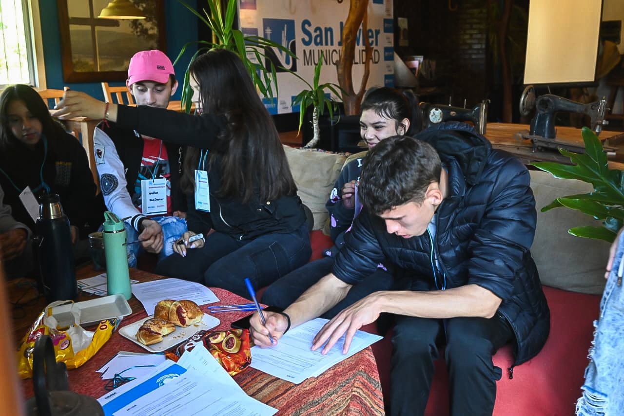 Matías Vilchez: “Estamos convencidos de que una ciudad que escucha a sus jóvenes construye un futuro mejor para todos” 11 Matías Vilchez: “Estamos convencidos de que una ciudad que escucha a sus jóvenes construye un futuro mejor para todos” imagen-10