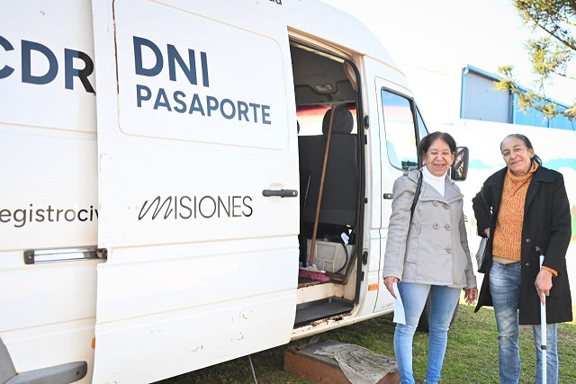 Con un operativo integral para las familias y actividades para los niños la COPRETI celebró el Mes de las Infancias en El Soberbio 3 Con un operativo integral para las familias y actividades para los niños la COPRETI celebró el Mes de las Infancias en El Soberbio imagen-2