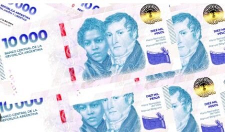 Acuerdo Provincia - Banco Macro sobre préstamos: desde este viernes 1ro está vigente operatoria para ayudar a empleados públicos a mejorar su situación financiera imagen-7