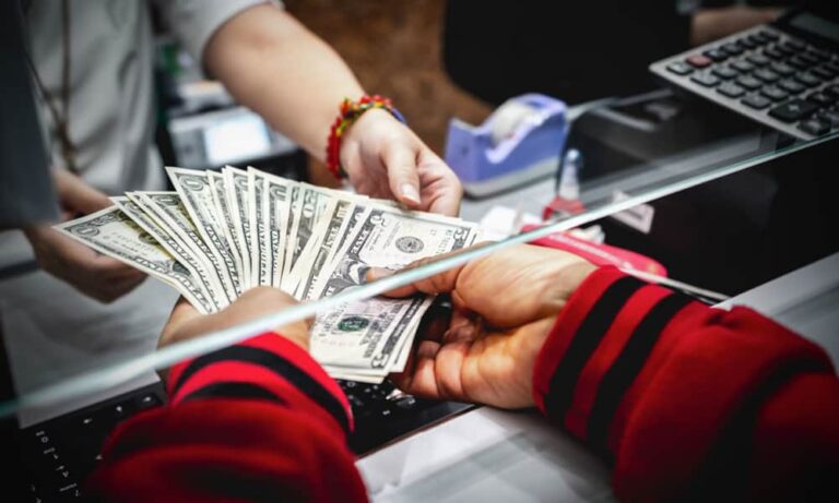 Con el dólar cerca del techo de la banda, Fasano analizó la respuesta del Gobierno y la advertencia del FMI imagen-46