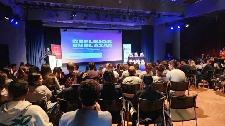 La segunda edición de «Reflejos en el Azar» ya tiene a sus cortometrajes premiados La segunda edición de "Reflejos en el Azar" ya tiene a sus cortometrajes premiados imagen-21