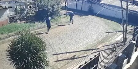 Delincuentes ingresaron a una casa buscando dinero pero se llevaron un magro botín Delincuentes ingresaron a una casa buscando dinero pero se llevaron un magro botín imagen-4