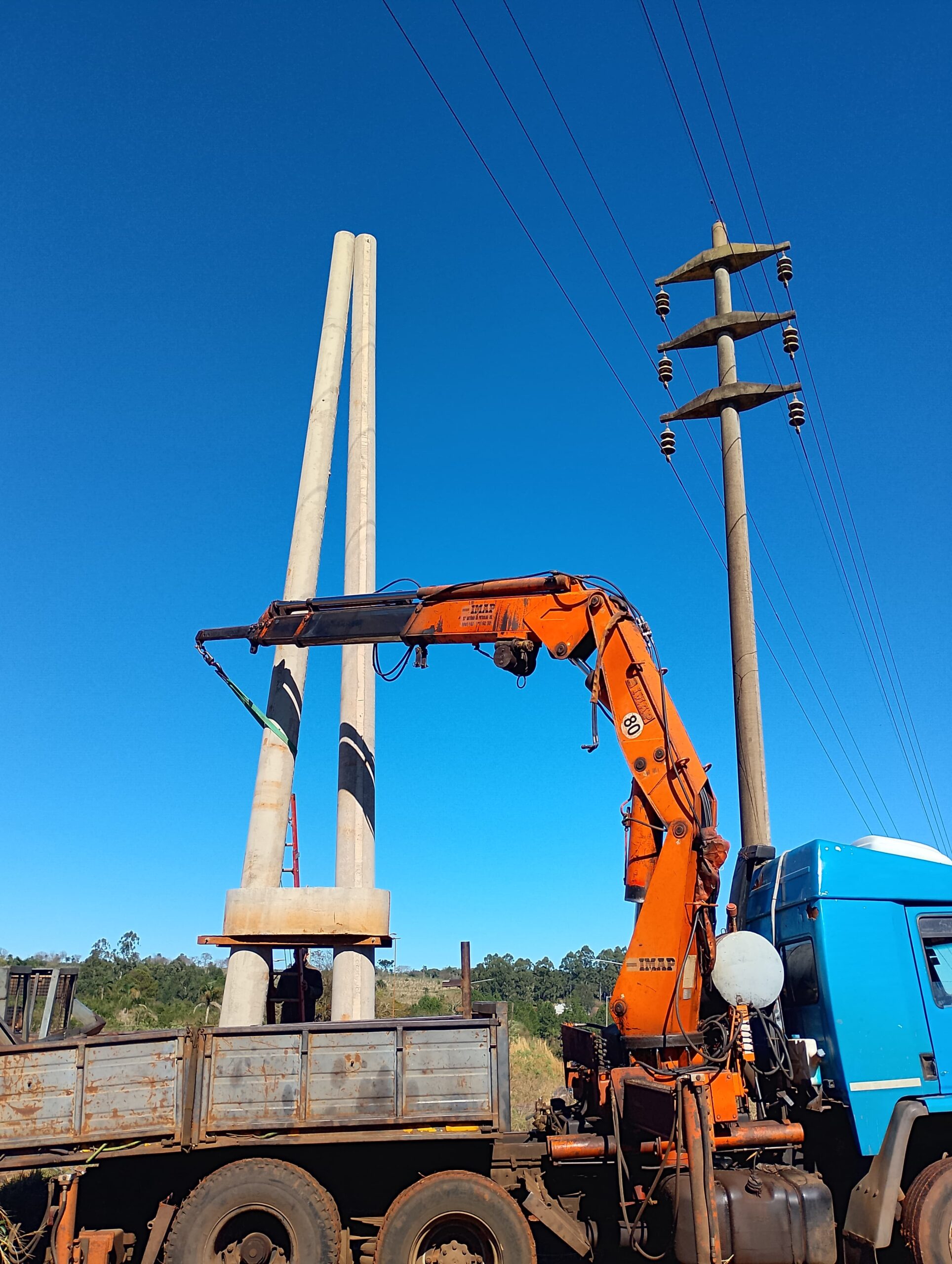 Importantes avances en línea de media tensión que trasladará la energía del Parque Solar Oberá 5 Importantes avances en línea de media tensión que trasladará la energía del Parque Solar Oberá imagen-4