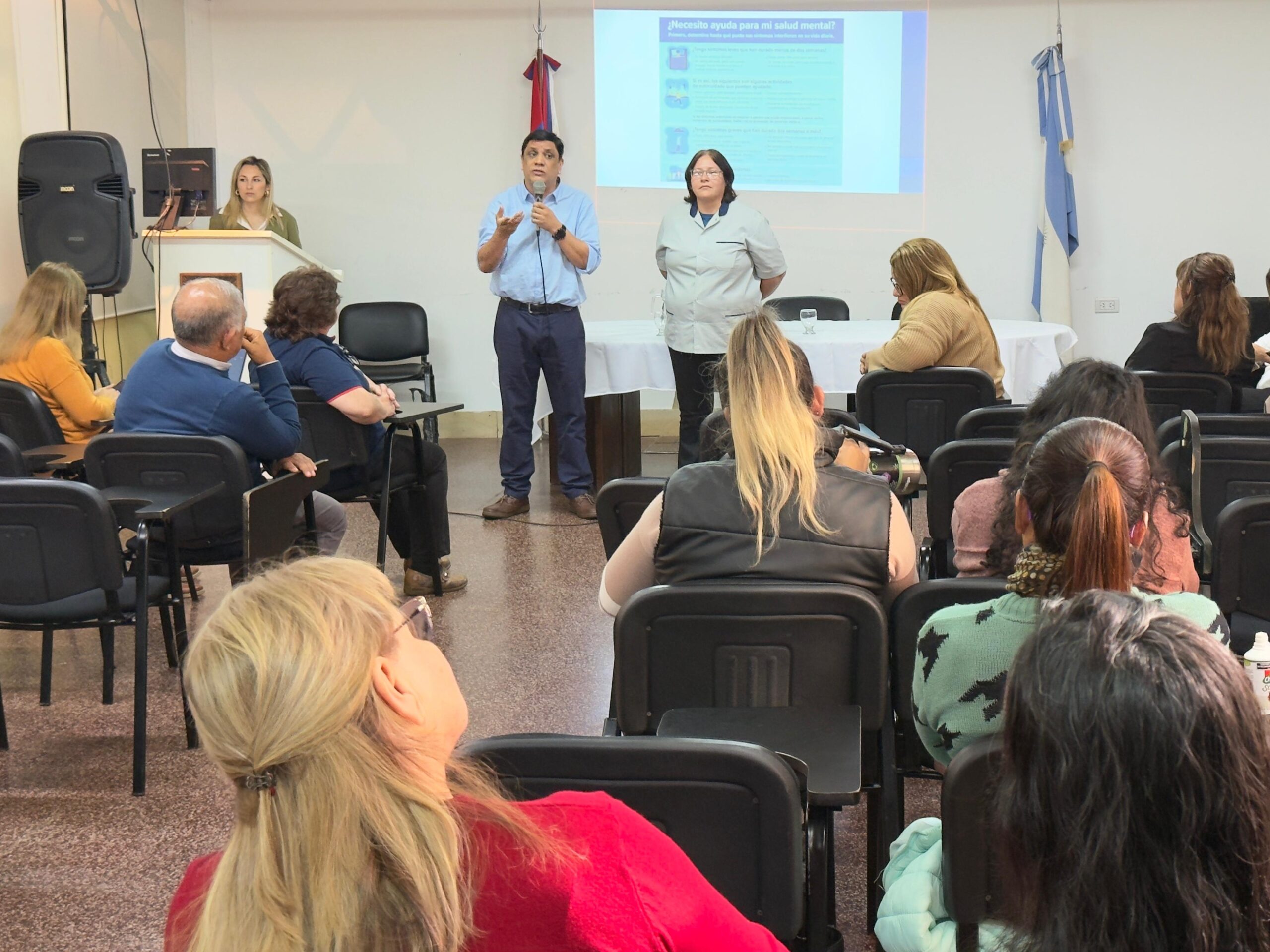 Ciclo de capacitación del Ministerio de Salud Pública fortalece la atención integral en salud mental para enfermería 7 Ciclo de capacitación del Ministerio de Salud Pública fortalece la atención integral en salud mental para enfermería imagen-6