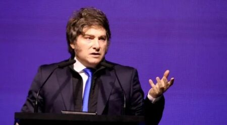 Javier Milei, tras el revés en Diputados por el presupuesto universitario: "El superávit no se negocia" imagen-6