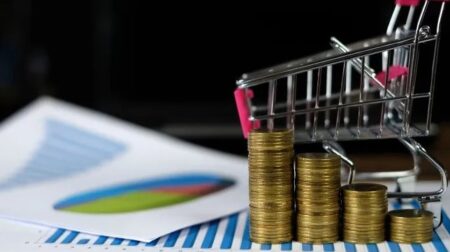 El ingreso en los hogares más vulnerables cayó en junio y ya baja 10% en la era de Javier Milei imagen-2