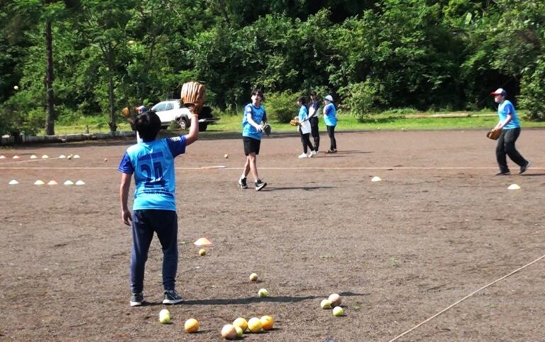 Softbol: Posadas será sede de la Copa Frontera con equipos de Argentina y Paraguay imagen-35