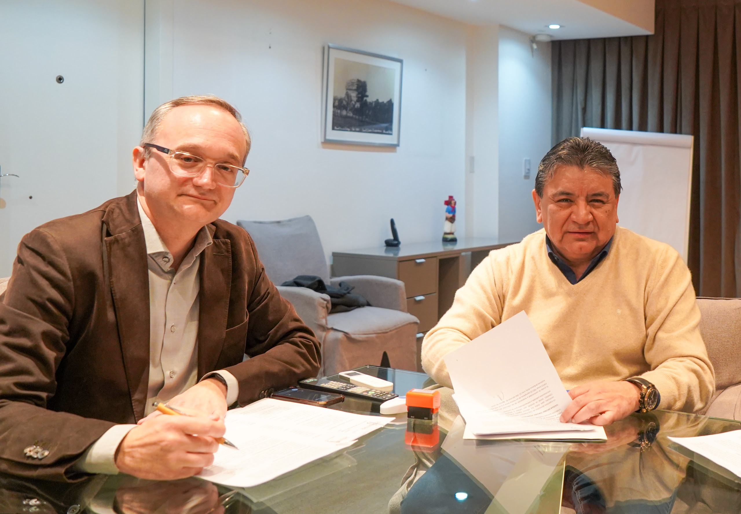 Firman acuerdo para brindar a las empresas exportadoras información en materia laboral rural Firman acuerdo para brindar a las empresas exportadoras información en materia laboral rural imagen-1