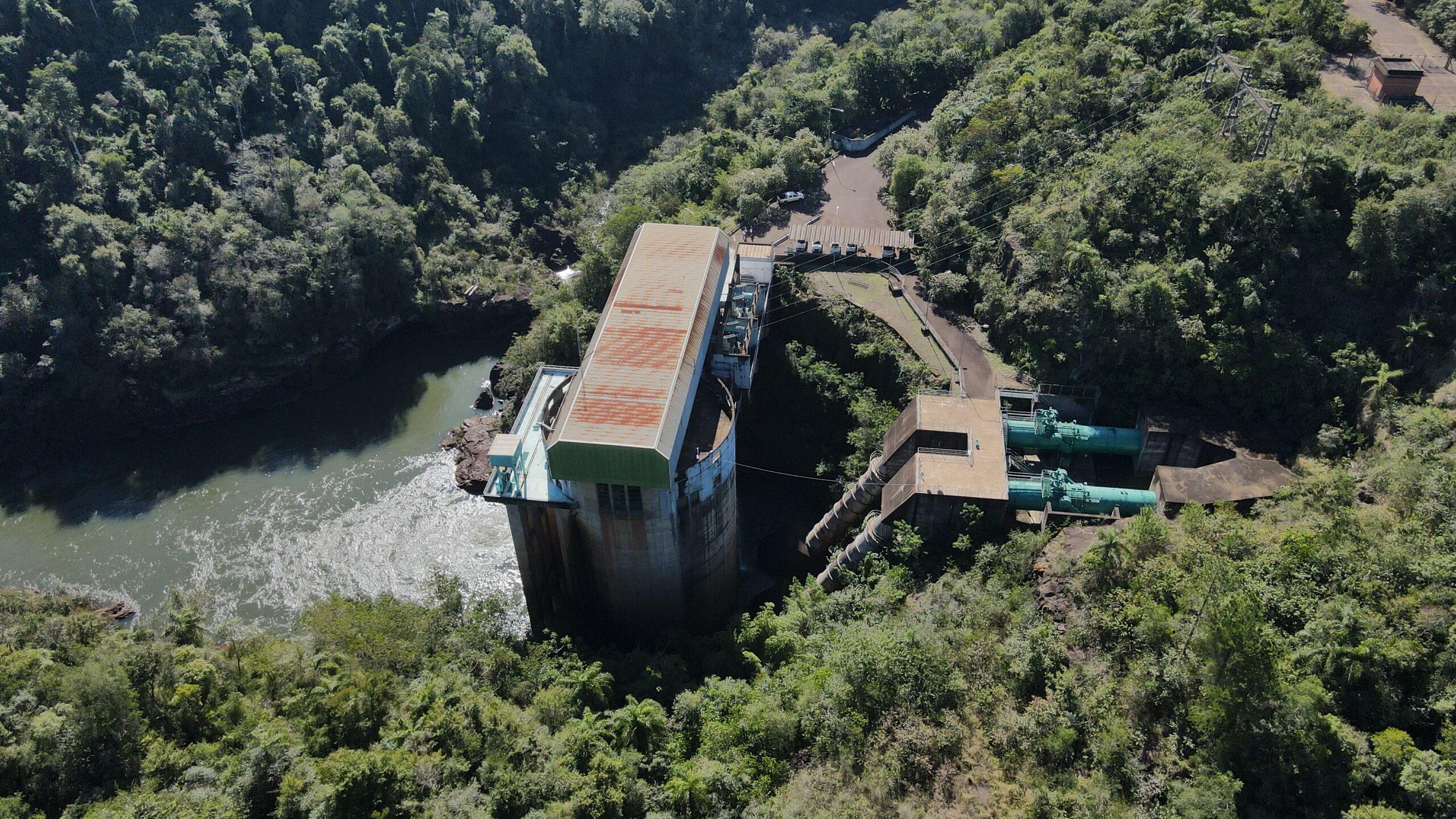 Aniversario de la Central Hidroeléctrica Urugua-í: 35 años generando energía para el desarrollo de Misiones imagen-2