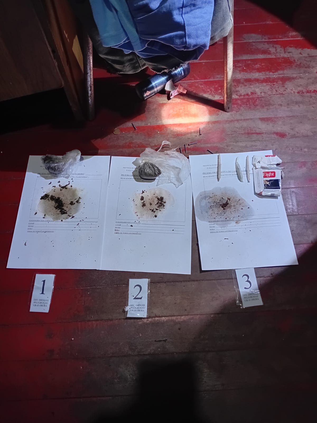 Arrestaron en Oberá un hombre que ofrecía material de abuso infantil: le incautaron ropa infantil, dispositivos móviles y droga imagen-4