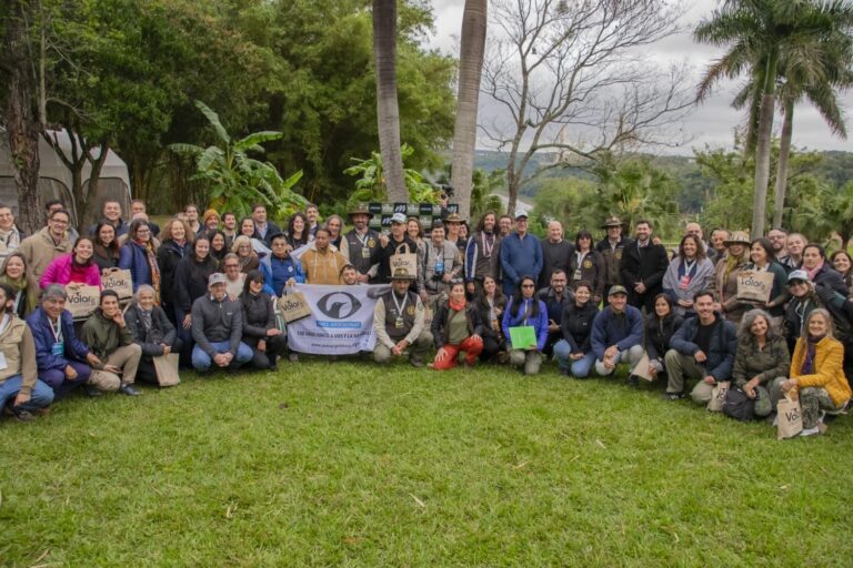 El Ministerio de Ecología acompañó el Primer Encuentro Internacional de Observación de Aves “Volar 2025” El Ministerio de Ecología acompañó el Primer Encuentro Internacional de Observación de Aves “Volar 2025” imagen-5