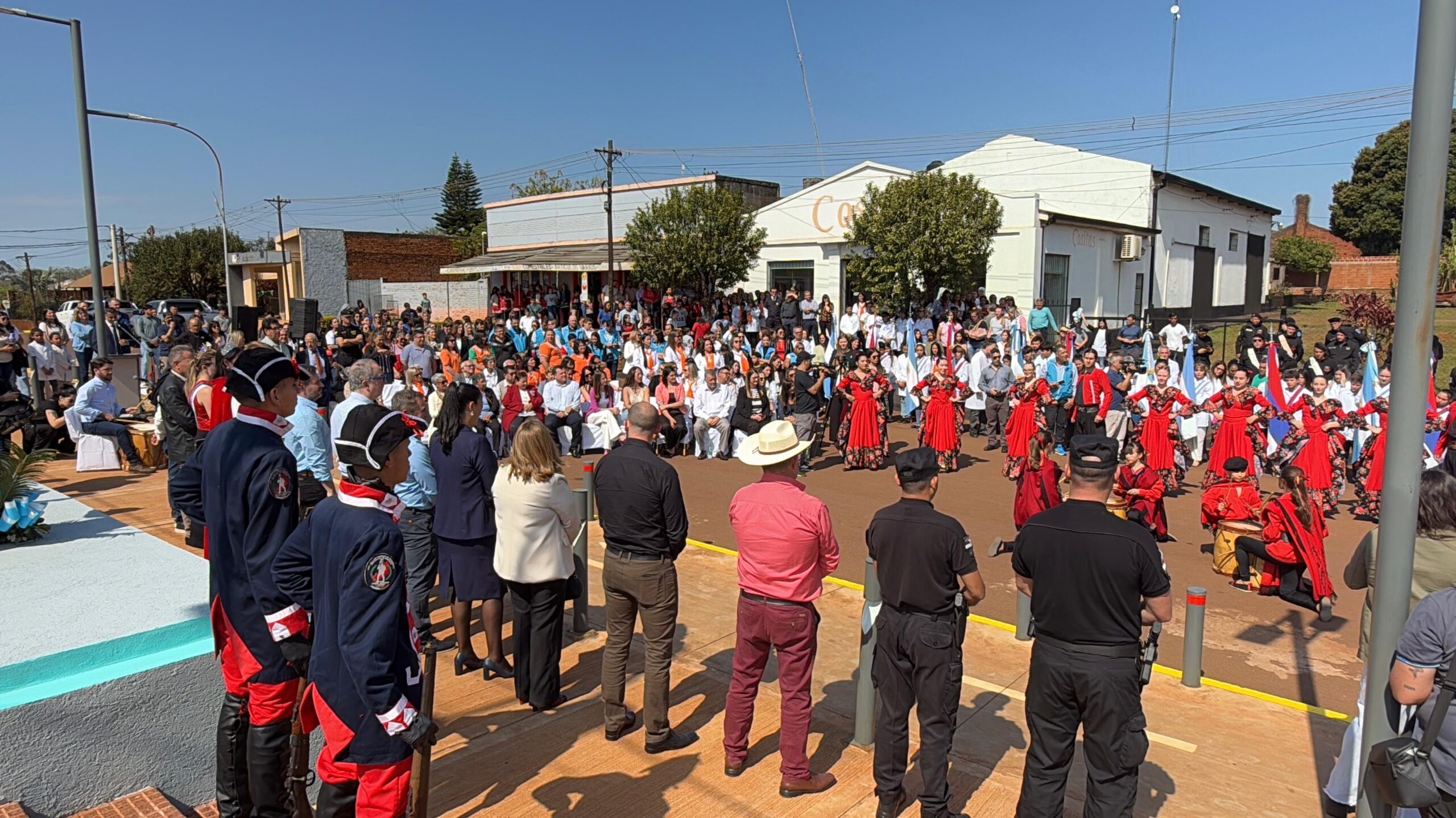 La 39° Fiesta Provincial del Docente comenzó en Campo Grande con un emotivo homenaje a los educadores imagen-2