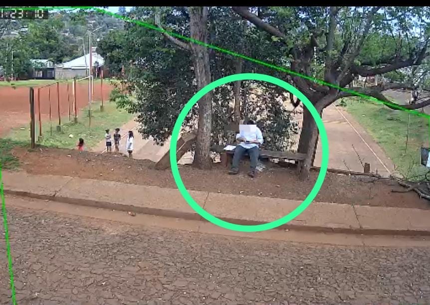 Arrestaron en Oberá un hombre que ofrecía material de abuso infantil: le incautaron ropa infantil, dispositivos móviles y droga imagen-6