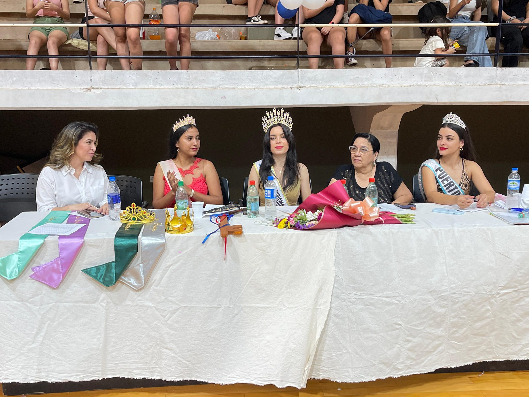 Rosario Agustini y Juan Ferreira fueron electos Reyes de la Estudiantina de Puerto Iguazú imagen-6