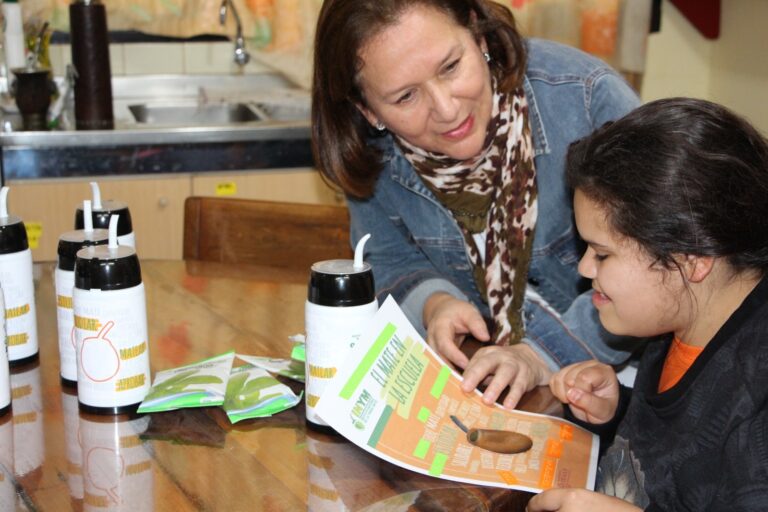 «El Mate en la Escuela», ahora también en el Centro de Rehabilitación del Ciego "El Mate en la Escuela", ahora también en el Centro de Rehabilitación del Ciego imagen-34