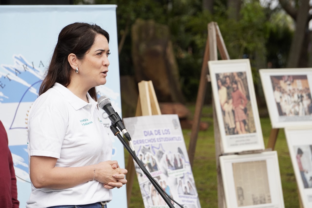 Posadas conmemoró la Noche de los Lápices y el Día de los Derechos de la Juventud 9 Posadas conmemoró la Noche de los Lápices y el Día de los Derechos de la Juventud imagen-8