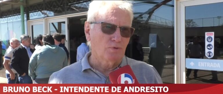«La ayuda de Nación no existe y desde el Congreso hay que ponerle un freno a las políticas que están haciendo daño a las economías regionales», dice Intendente Beck "La ayuda de Nación no existe y desde el Congreso hay que ponerle un freno a las políticas que están haciendo daño a las economías regionales", dice Intendente Beck imagen-4