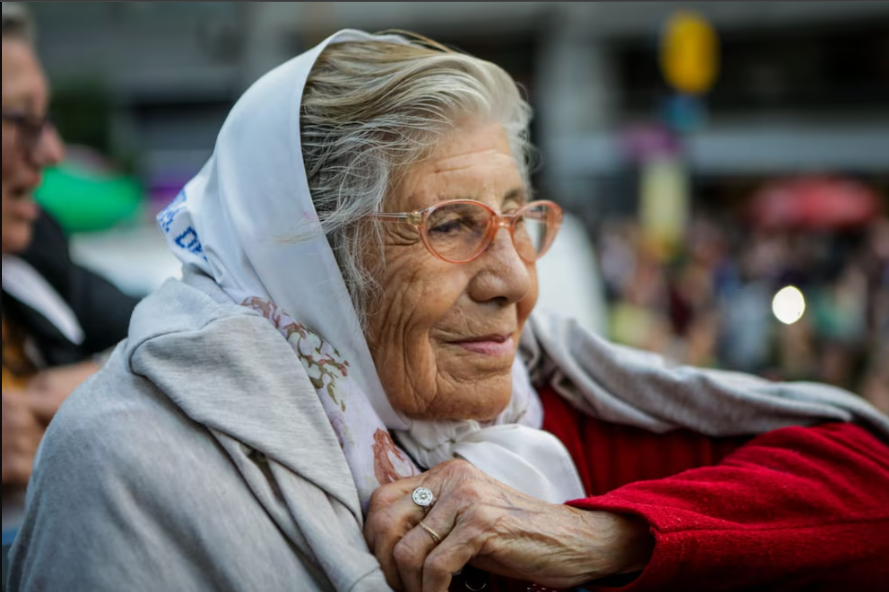Murió Azucena Díaz, miembro de Madres de Plaza de Mayo Murió Azucena Díaz, miembro de Madres de Plaza de Mayo imagen-1