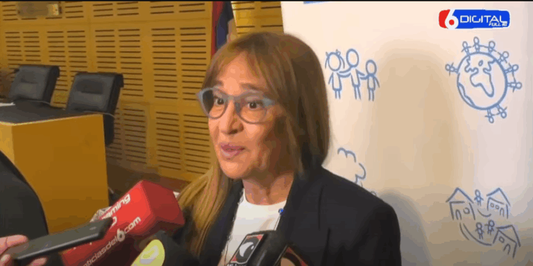 Buscan garantizar procesos adoptivos permanentes mediante una ley que prepare a familias y niños antes de la adopción Buscan garantizar procesos adoptivos permanentes mediante una ley que prepare a familias y niños antes de la adopción imagen-35