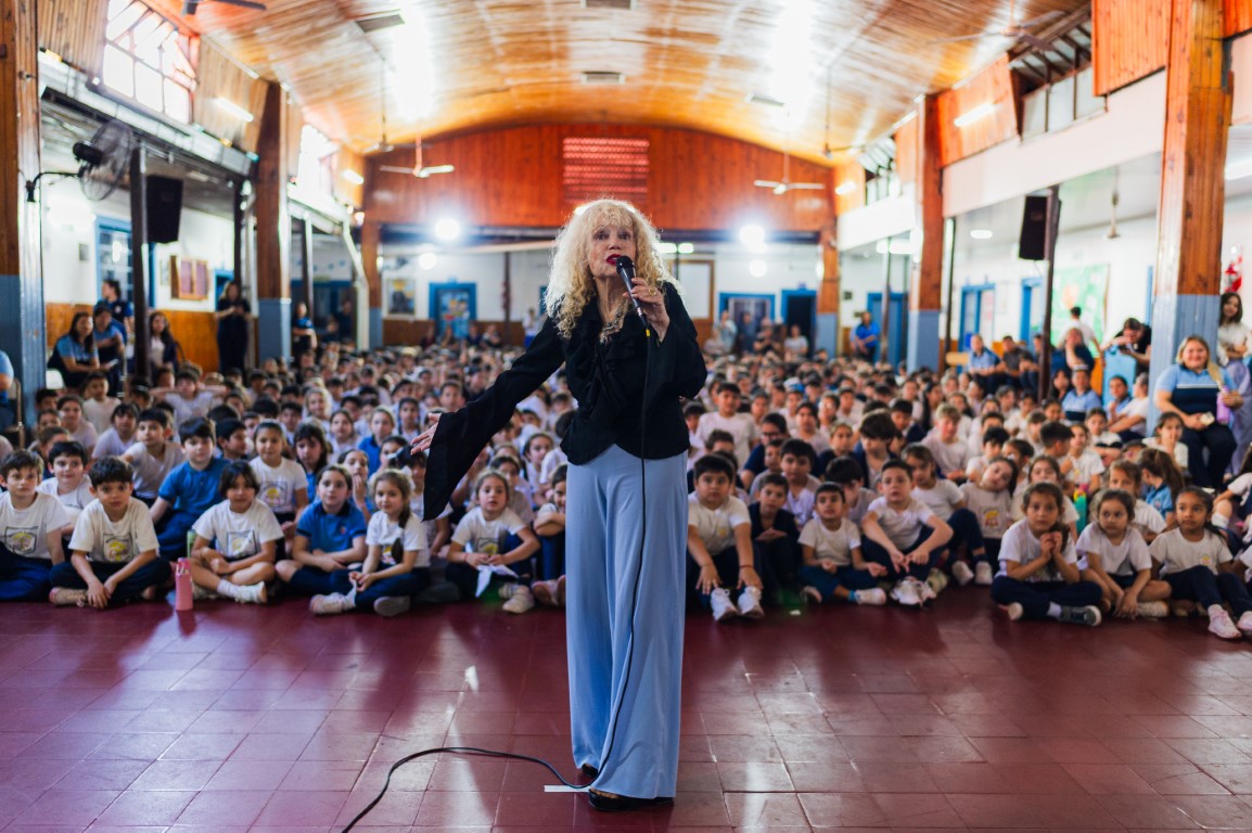 Con música, danza y diálogo, el Instituto Pedro Goyena conmemoró el Día Nacional del Chamamé junto a artistas de la región 5 Con música, danza y diálogo, el Instituto Pedro Goyena conmemoró el Día Nacional del Chamamé junto a artistas de la región imagen-4