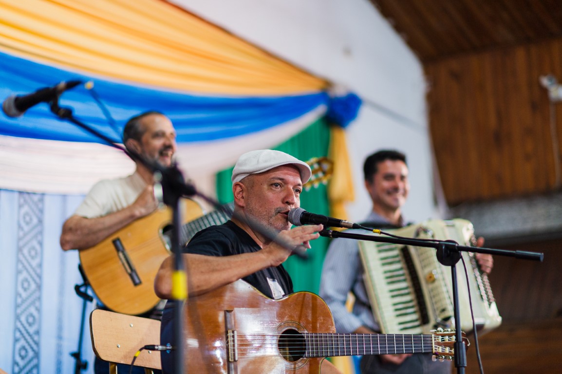 Con música, danza y diálogo, el Instituto Pedro Goyena conmemoró el Día Nacional del Chamamé junto a artistas de la región 9 Con música, danza y diálogo, el Instituto Pedro Goyena conmemoró el Día Nacional del Chamamé junto a artistas de la región imagen-8