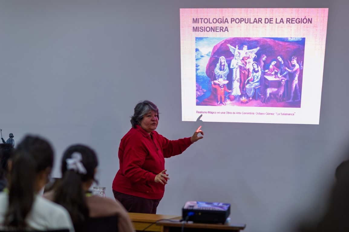Día de la Cultura Misionera: alumnos participaron este martes de una jornada sobre mitos y leyendas guaraníes en el Museo Guacurarí imagen-6