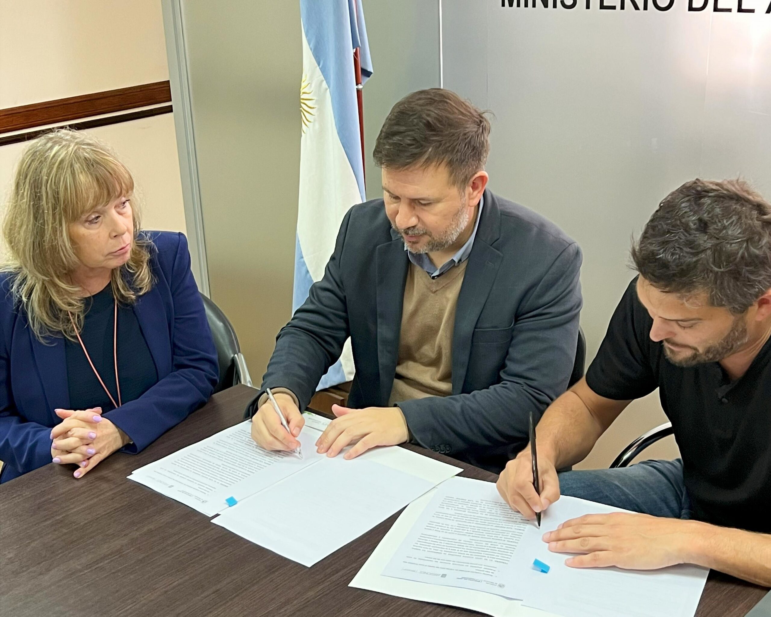 Misiones impulsa la producción de hongos con un convenio interinstitucional para capacitar en Escuelas Agrotécnicas imagen-2