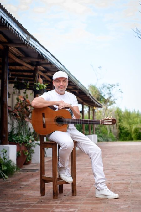 Coqui Ortiz presenta su “Álbum de Memorias” en un concierto unipersonal imagen-9