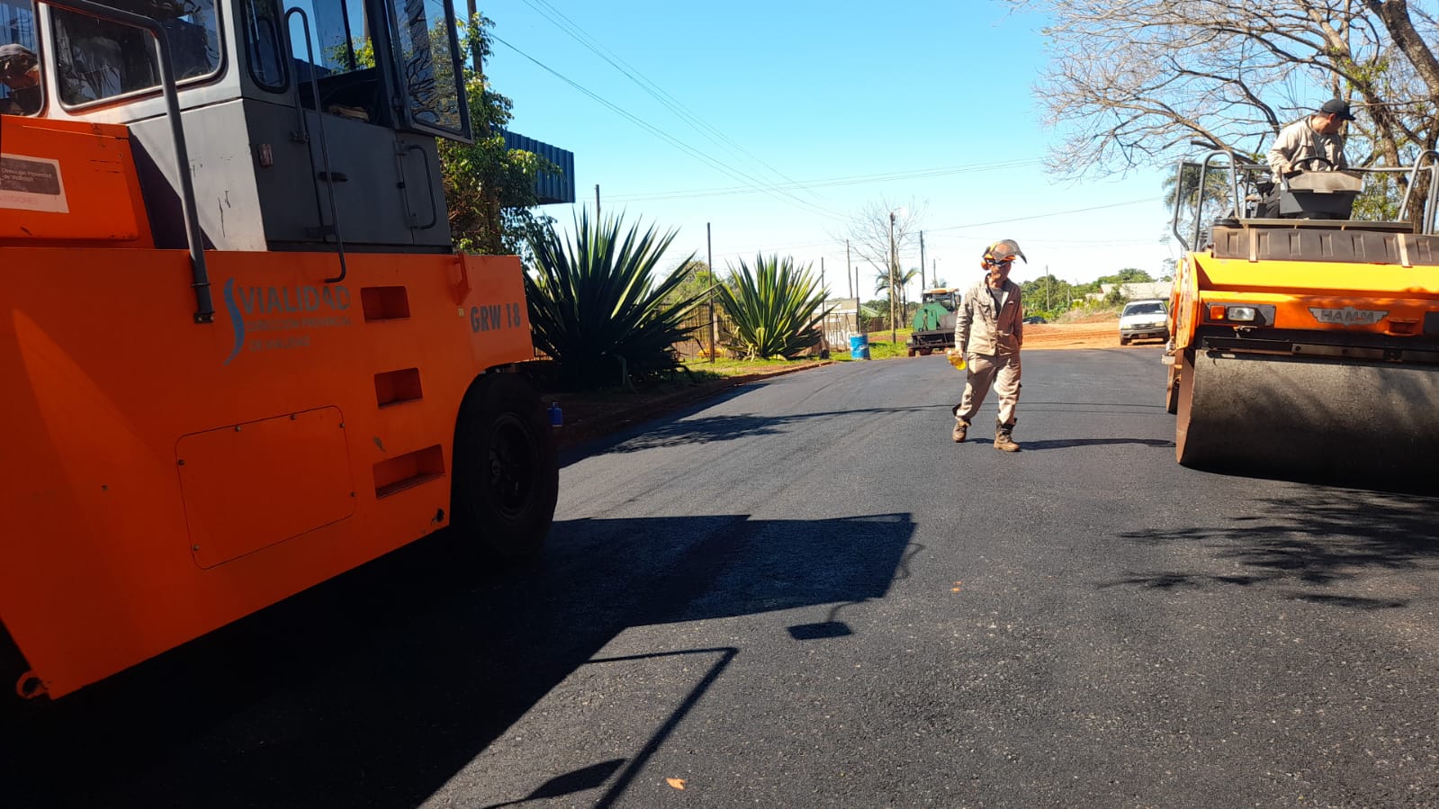 Vialidad avanza con Pavimento Urbano en Comandante Andresito y Capioví imagen-4