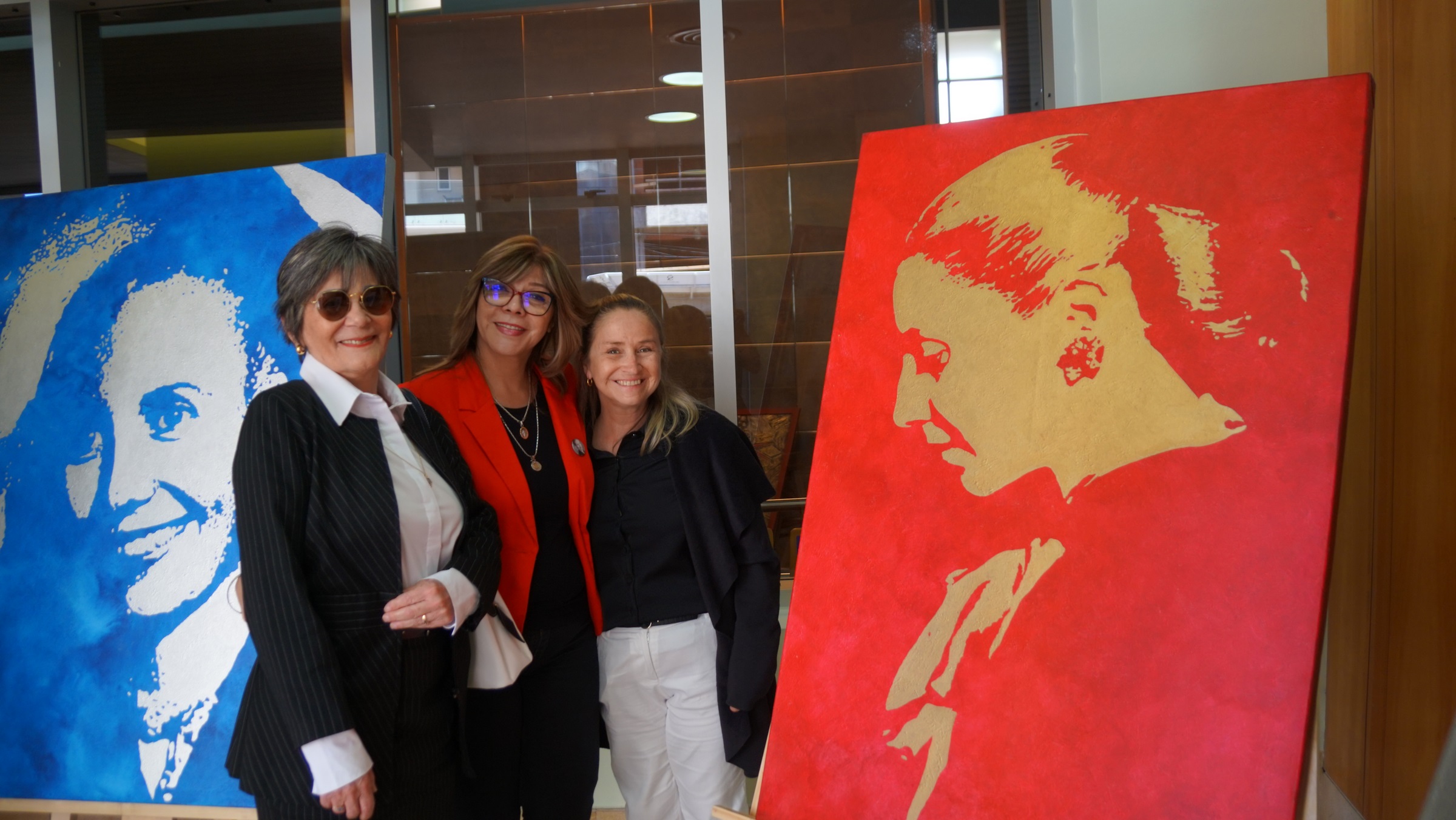 La Legislatura inauguró una muestra artística en homenaje a Eva Perón y al aniversario del voto femenino imagen-6