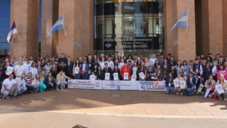 Parlamento Estudiantil 2025: presentan proyecto que apunta a la Neurociencia aplicada a la robótica imagen-6