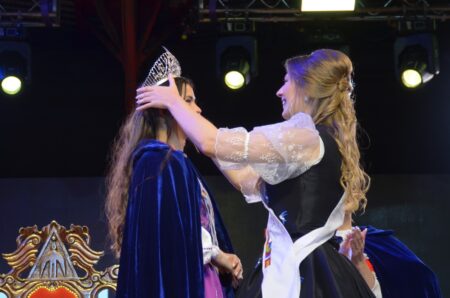 Melina Hanelis Zapaya, de la colectividad ucraniana, es la nueva Reina Nacional de los Inmigrantes imagen-6