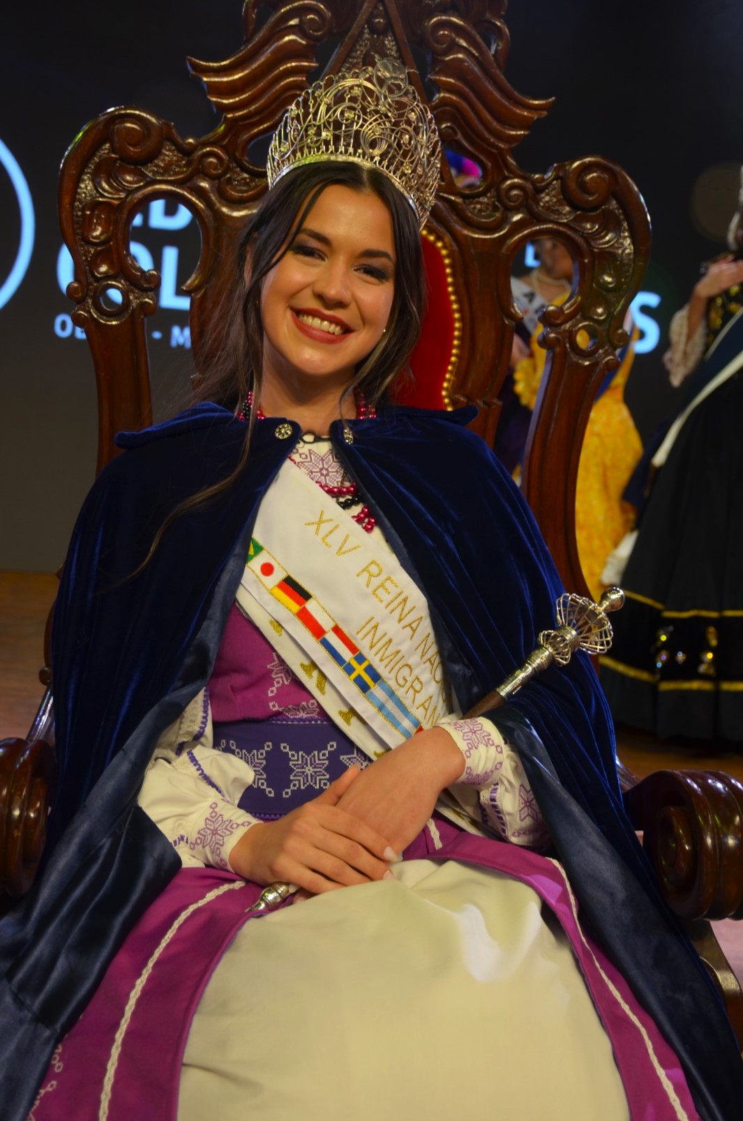 Melina Hanelis Zapaya, de la colectividad ucraniana, es la nueva Reina Nacional de los Inmigrantes 3 Melina Hanelis Zapaya, de la colectividad ucraniana, es la nueva Reina Nacional de los Inmigrantes imagen-2