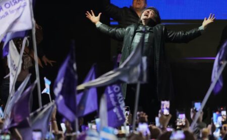 Tras su viaje a EE.UU., Javier Milei prepara actos en 12 provincias para el último mes de campaña electoral y la agenda no prevé una visita a Misiones imagen-1