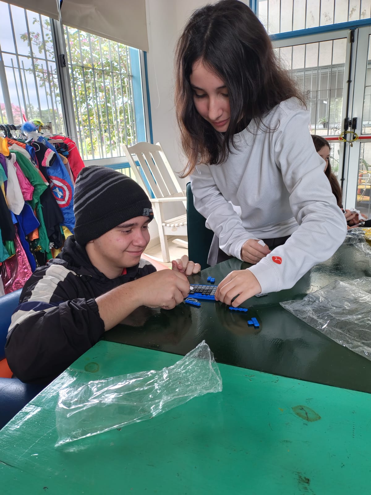 Estudiantes del Ises unieron educación, tecnología y solidaridad en el Mes de las Infancias imagen-2