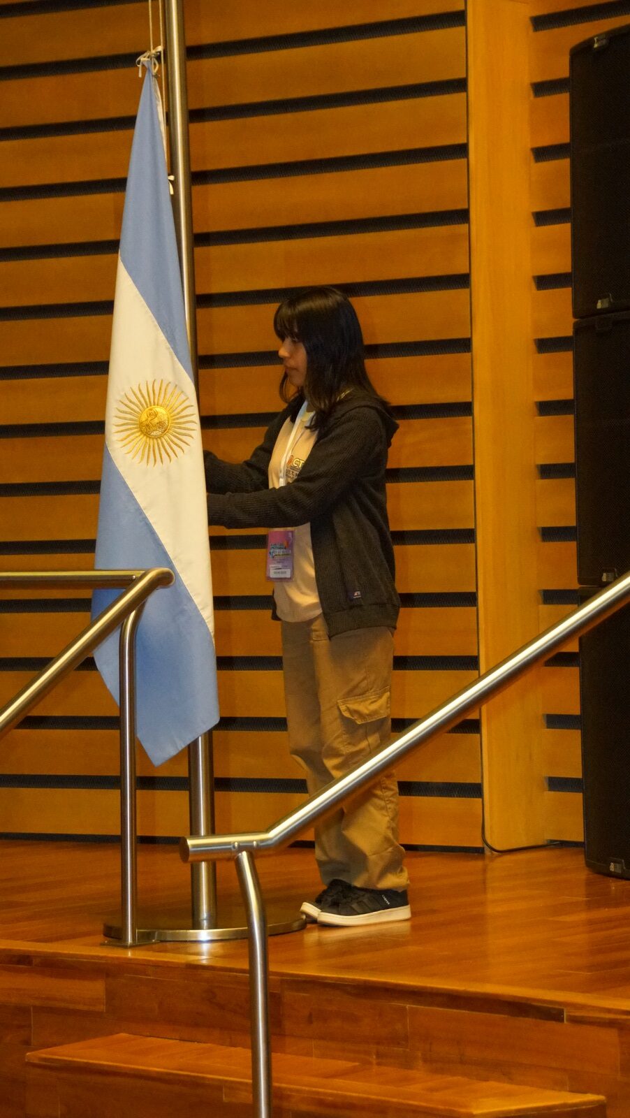 Jóvenes debatieron y aprobaron proyectos sobre salud, educación y ciudadanía digital en la Sesión del Parlamento Estudiantil 2025 imagen-14